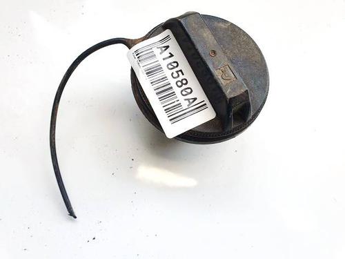 Used Fuel cap Fuel cap 37625250 37625250