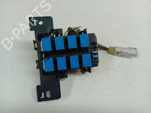 Used Fuse box Fuse box 37678452 37678452