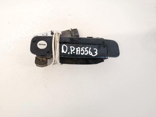 front-right-exterior-door-handle-audi-a4-b5-8d2-1994-1995-1996-1997-1998-1999-2000-2001-35614038 main image