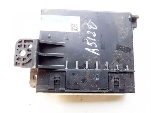 Used Electronic module Electronic module TOYOTA RAV 4 III (_A3_) 2.2 D 4WD (ALA30_, ALA30R) (136 hp) 33521017 33521017