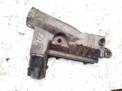 Used Air filter box Air filter box VW PASSAT B7 (362) 2.0 TDI (140 hp) 35107902 35107902