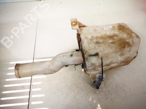 windscreen-washer-tank-ford-mondeo-iii-b5y-2000-2001-2002-2003-2004-2005-2006-2007-35569869 main image