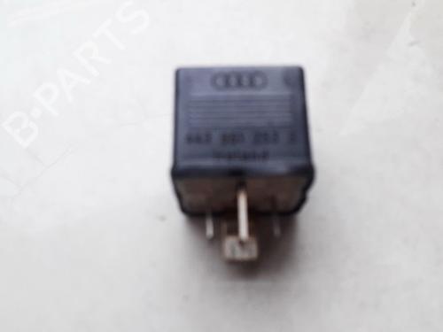 Electronic sensor AUDI A6 C4 Avant (4A5) 2.5 TDI | BP33526586M84 - Image 2