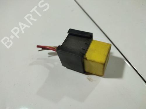 Used Fuse box DACIA LOGAN (LS_) 1.5 dCi (LS04) (75 hp) 32554773