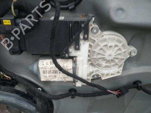 Used Right front window motor Right front window motor VW GOLF IV (1J1) 1.9 TDI (110 hp) 35189951 35189951