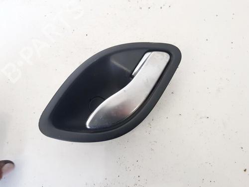Used Front right interior door handle Front right interior door handle 35523414 35523414