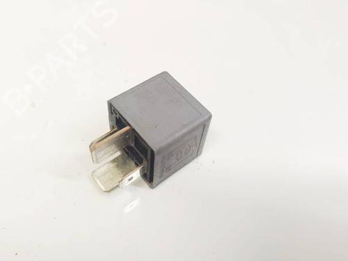 other-audi-a4-b5-8d2-1994-1995-1996-1997-1998-1999-2000-2001-32619051 main image