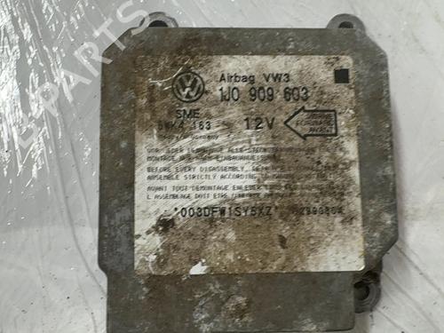 Airbag styreenhed Airbag styreenhed SEAT ALHAMBRA (7V8, 7V9) 1.9 TDI (110 hp) 39545729 39545729