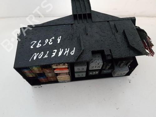 Fuse box VW PHAETON (3D1, 3D2, 3D3, 3D4, 3D6, 3D7, 3D8, 3D9) 4.2 V8 4motion | BP33508262E1 - Image 2