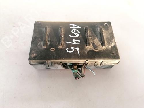 fuse-box-peugeot-partner-mpv-5_-g_-1996-33093117 main image