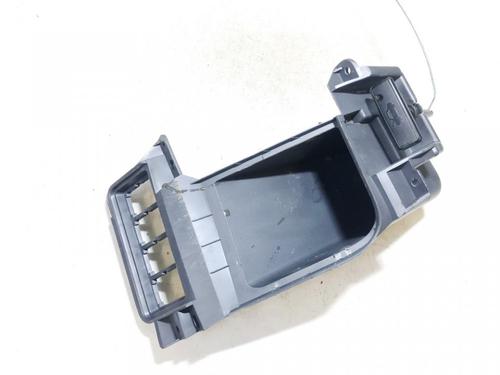 other-mazda-premacy-cp-1999-2000-2001-2002-2003-2004-2005-35861191 main image