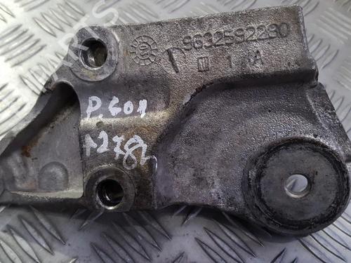 support-peugeot-607-9d-9u-2000-33491893 main image