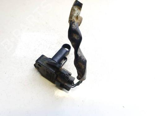Used Mass air flow sensor Mass air flow sensor SUZUKI SX4 (EY, GY) 1.6 VVT 4x4 (RW416) (107 hp) 35134142 35134142
