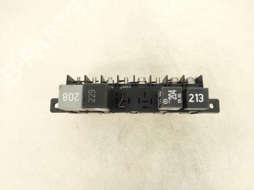 Fuse box AUDI A4 B5 (8D2) 1.8 | BP33079989E1 - Image 2