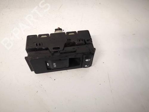 Used Switch SUZUKI GRAND VITARA I (FT, HT) 2.7 (JA 627) (184 hp) 32970624