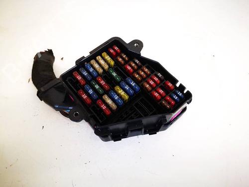 Used Fuse box Fuse box VW BORA I (1J2) 1.9 TDI (115 hp) 32577528 32577528