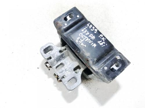 Used Engine mount Engine mount SKODA OCTAVIA I (1U2) 1.6 (75 hp) 33521870 33521870