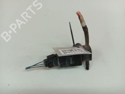 Used Washer pump Washer pump TOYOTA YARIS (_P1_) 1.3 (NCP10, SCP12_) (86 hp) 38430801 38430801