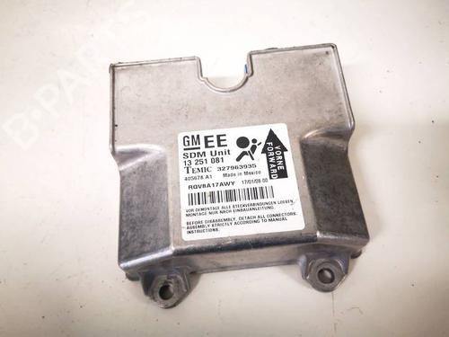 Used ECU airbags ECU airbags OPEL ASTRA H (A04) 1.6 (L48) (116 hp) 33613084 33613084