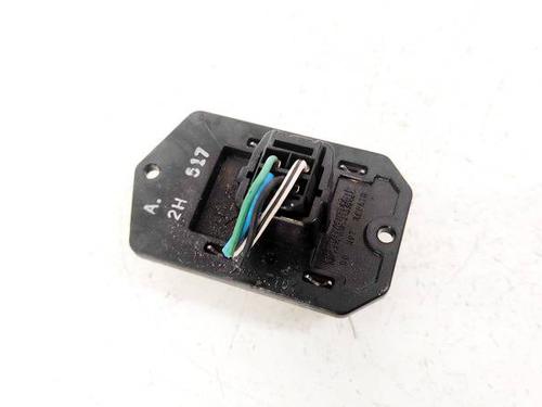 Used Heater resistor Heater resistor TOYOTA YARIS (_P9_) 1.3 VVT-i (NCP90_, NCP90R) (86 hp) 35263249 35263249
