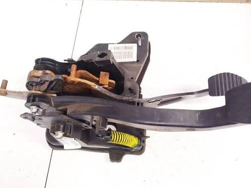 Used Clutch pedal Clutch pedal CITROËN C5 III (RD_) 1.6 HDi 110 (RD9HZC) (109 hp) 40245049 40245049