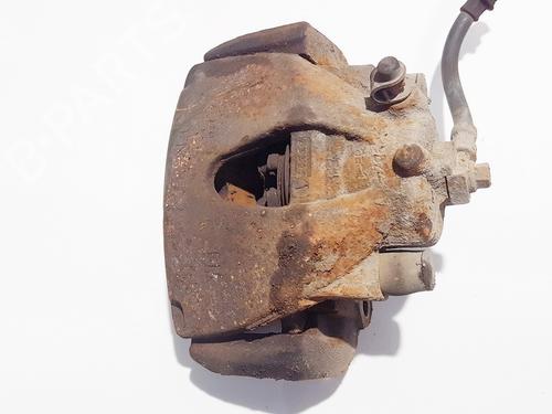 Used Right front brake caliper Right front brake caliper OPEL ZAFIRA A MPV (T98) 2.0 DI 16V (F75) (82 hp) 35590438 35590438
