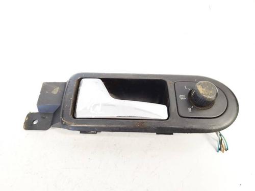 Used Front left interior door handle Front left interior door handle VW PASSAT B5.5 (3B3) 1.9 TDI (130 hp) 36585693 36585693