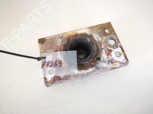 Used Engine mount Engine mount OPEL MOVANO A Bus (X70) 2.8 DTI (JD) (114 hp) 32911759 32911759