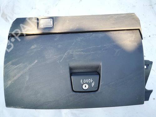 Used Glove box Glove box VOLVO V50 (545) 2.0 D (136 hp) 35106668 35106668