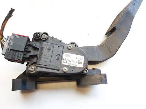 Used Pedal Pedal 38299104 38299104
