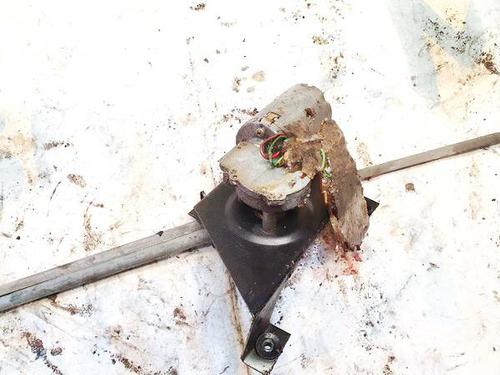 Used Front wiper motor Front wiper motor VW LT 28-35 I Van (281-363) 2.4 TD (95 hp) 35357037 35357037