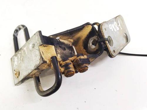 Used Hinge/Door check strap Hinge/Door check strap VW PASSAT B6 (3C2) 2.0 TDI (170 hp) 32548084 32548084