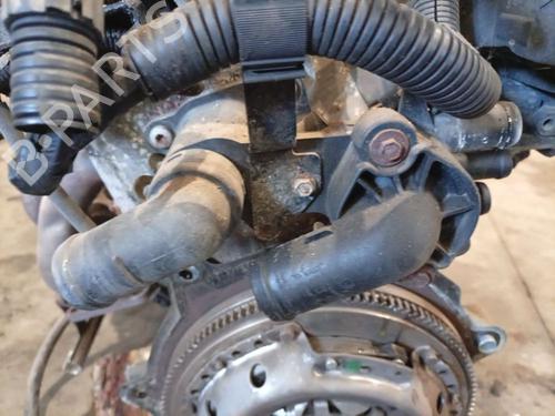 Used Thermostat housing Thermostat housing 39181919 39181919