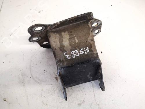 Used Front bumper bracket Front bumper bracket 35129374 35129374