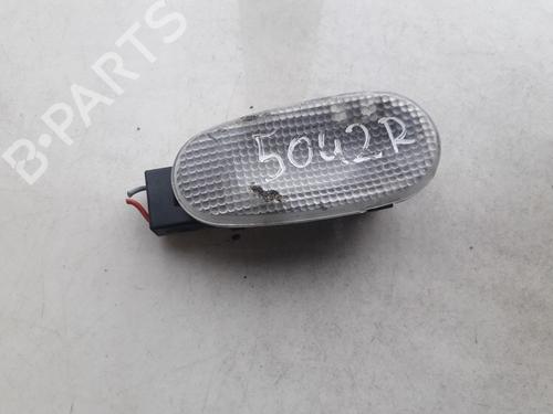 Luz interior Luz interior OPEL VECTRA B Estate (J96) 2.0 DTI 16V (F35) (101 hp) 35854871 35854871
