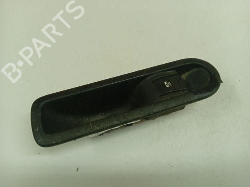 Used Switch Switch RENAULT SCÉNIC II (JM0/1_) 1.9 dCi (JM0G, JM12, JM1G, JM2C) (120 hp) 40617645 40617645