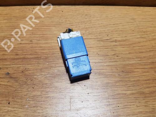 other-nissan-primera-hatchback-p12-2002-33481882 main image