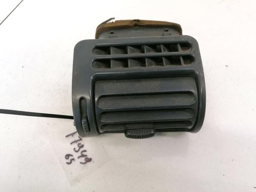 Used Air vent Air vent PEUGEOT 806 (221) 2.1 td 12V (109 hp) 32907299 32907299