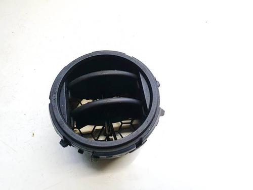 Used Air vent Air vent TOYOTA YARIS (_P9_) 1.4 D-4D (NLP90_, NLP90R) (90 hp) 32613969 32613969