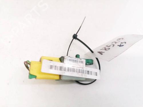 electronic-module-vw-passat-b6-3c2-2005-2006-2007-2008-2009-2010-2011-32921641 main image