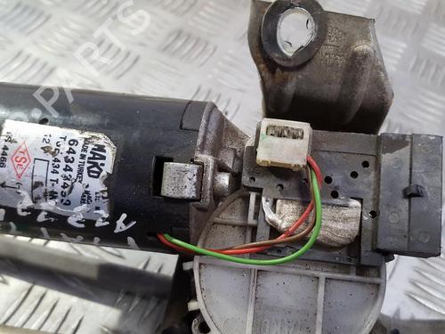 Used Front wiper motor Front wiper motor FIAT DOBLO Bus (263_) 1.3 D Multijet (263AXC1A) (90 hp) 35671868 35671868