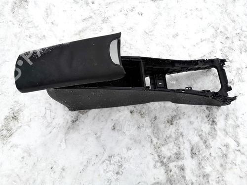 Used Armrest / Center console Armrest / Center console TOYOTA AVENSIS Saloon (_T27_) 2.0 D-4D (ADT270_, ADT270R) (126 hp) 35460427 35460427