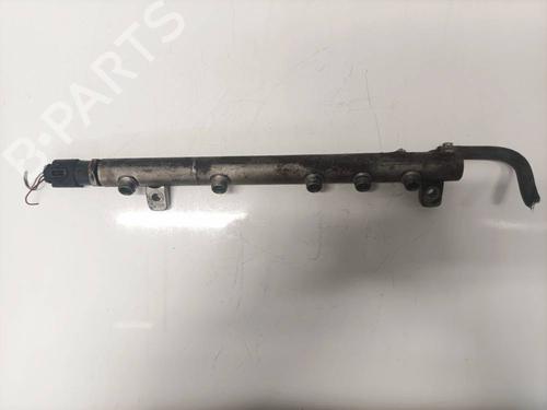 Used Injection rail Injection rail 35200915 35200915
