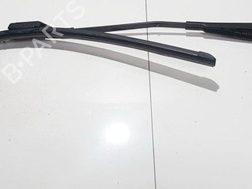 front-windshield-wiper-arm-volvo-xc60-i-suv-156-2008-2009-2010-2011-2012-2013-2014-2015-2016-2017-2018-33107575 main image