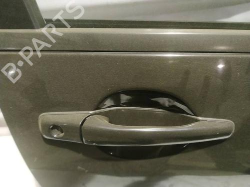 front-right-exterior-door-handle-mitsubishi-lancer-vii-cs_a-ct_a-2000-2001-2002-2003-2004-2005-2006-2007-2008-2009-2010-2011-2012-2013-35184887 main image