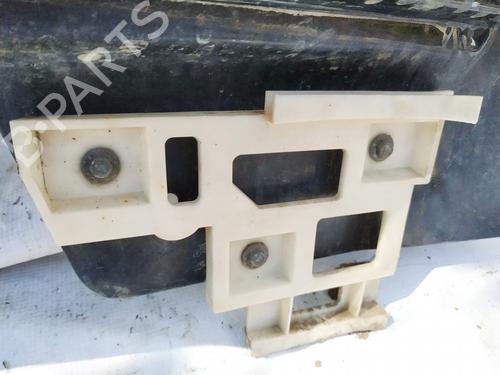 Used Front bumper bracket Front bumper bracket 35498644 35498644