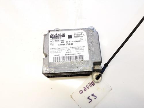 Used Engine control unit (ECU) Engine control unit (ECU) PEUGEOT 607 (9D, 9U) 2.7 HDi 24V (204 hp) 33108099 33108099