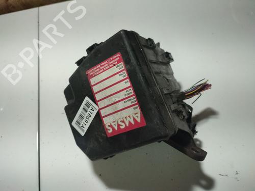 Used Fuse box Fuse box 32563270 32563270