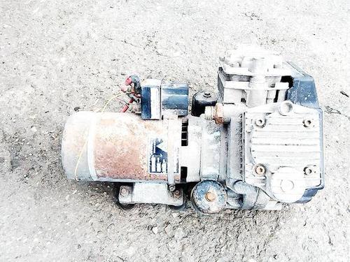 Kompresser Støtte/Fjedring Kompresser Støtte/Fjedring 39455631 39455631
