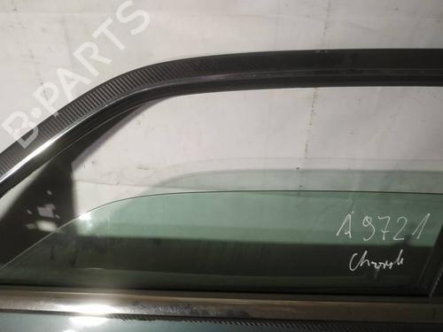 dr-rude-ventre-foran-chrysler-300c-lx-le-2004-35157749 main image